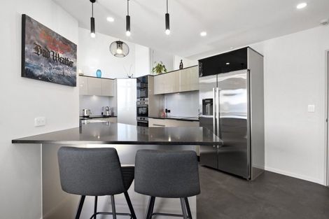 Photo of property in 55 Ferry Road, Days Bay, Lower Hutt, 5013