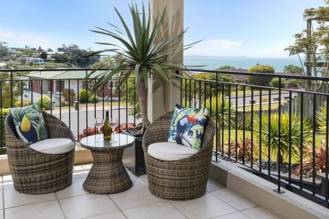 Photo of property in 4a Cleary Terrace, Cockle Bay, Auckland, 2014