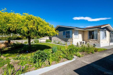 Photo of property in 10a-b Churchill Place, Waimate, 7924