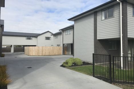 Photo of property in 2/28 Beatty Street, Melville, Hamilton, 3206