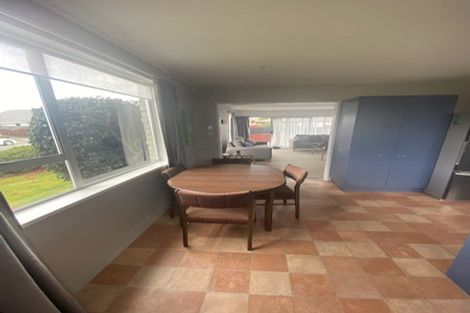 Photo of property in 8a Wyatt Place, Russley, Christchurch, 8042