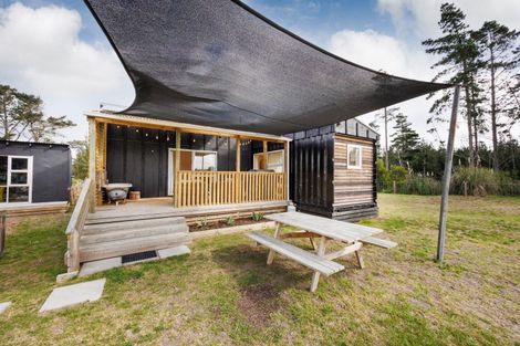 Photo of property in 545 Himatangi Beach Road, Himatangi Beach, Foxton, 4891