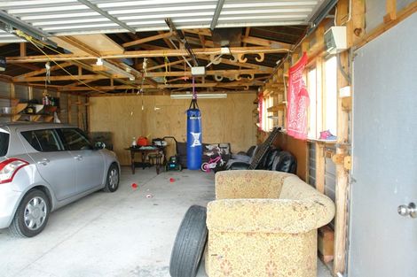 Photo of property in 16 Gloag Street, Waverley, 4510
