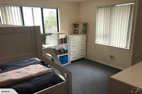 Photo of property in 18 Melrose Road, Island Bay, Wellington, 6023