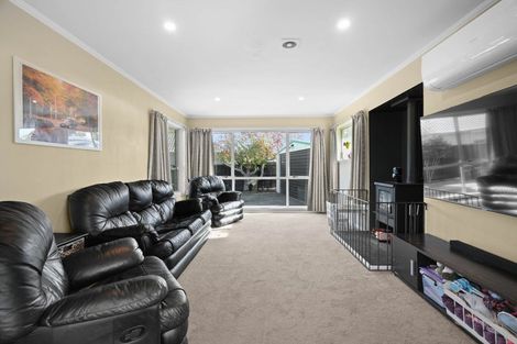 Photo of property in 13 Kathleen Crescent, Hornby, Christchurch, 8042