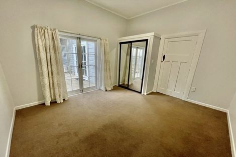 Photo of property in 73 Majoribanks Street, Mount Victoria, Wellington, 6011