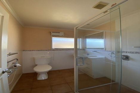 Photo of property in 10a Valley Road, Pukekohe, 2120