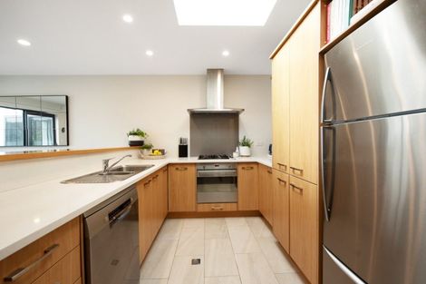 Photo of property in 4/148 Evans Bay Parade, Roseneath, Wellington, 6021