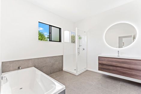 Photo of property in 35 Torea Road, Matakana, Warkworth, 0985