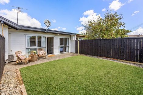 Photo of property in 14a Woodleigh Street, Frankleigh Park, New Plymouth, 4310