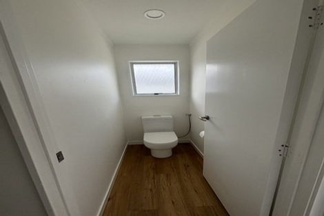 Photo of property in 1/79 West Coast Road, Glen Eden, Auckland, 0602