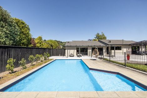 Photo of property in 5 Ritchie Place, Havelock North, 4130