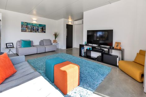 Photo of property in 19 Finch Street, One Tree Point, 0118