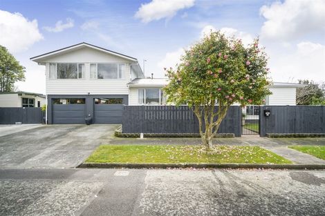 Photo of property in 2 Belmont Place, Terrace End, Palmerston North, 4410