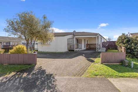 Photo of property in 37 Garland Drive, St Andrews, Hamilton, 3200
