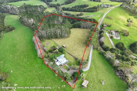 Photo of property in 74 Fishlock Road, Te Arai, Wellsford, 0974