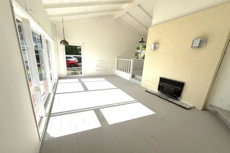 Photo of property in 305 Don Buck Road, Massey, Auckland, 0614