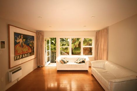 Photo of property in 2/37 Clifton Road, Herne Bay, Auckland, 1011