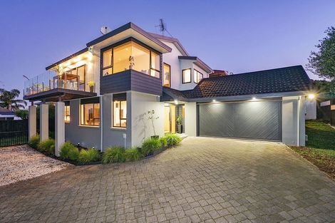 Photo of property in 10b Burn-murdoch Street, St Andrews, Hamilton, 3200