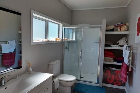 Photo of property in 80 Campbell Road, Parua Bay, Onerahi, 0192