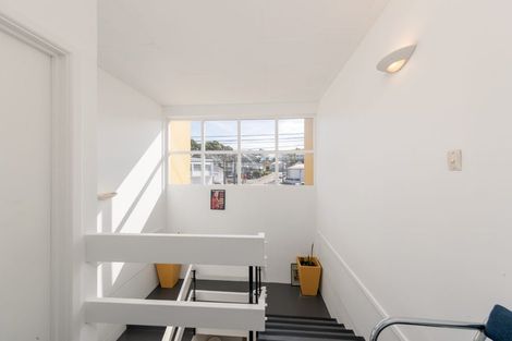 Photo of property in 233 Riddiford Street, Newtown, Wellington, 6021