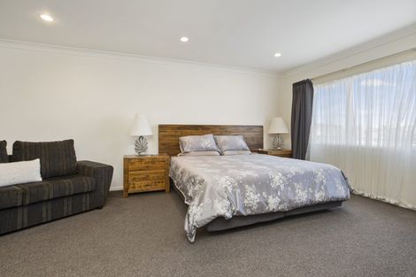 Photo of property in 87 Beatty Road, Pukekohe, 2120