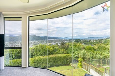 Photo of property in 11 Meadowbank Drive, Belmont, Lower Hutt, 5010