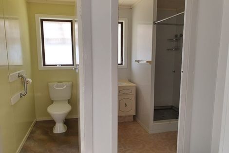 Photo of property in 55 Collins Avenue, Tawa, Wellington, 5028