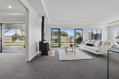 Photo of property in 18 Silver Peaks Drive, West Melton, 7618
