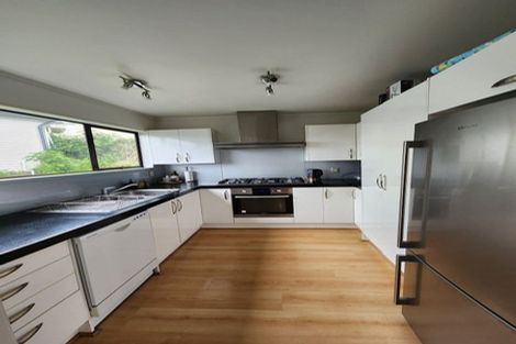 Photo of property in 132 Wadestown Road, Wadestown, Wellington, 6012