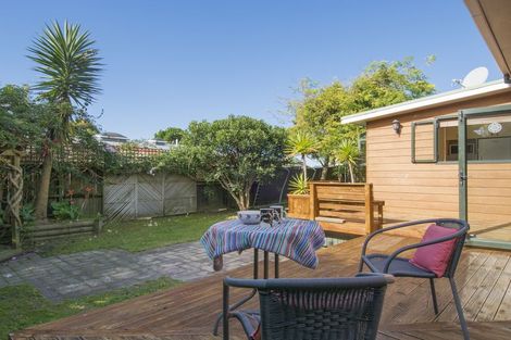 Photo of property in 16a Hartford Avenue, Papamoa Beach, Papamoa, 3118