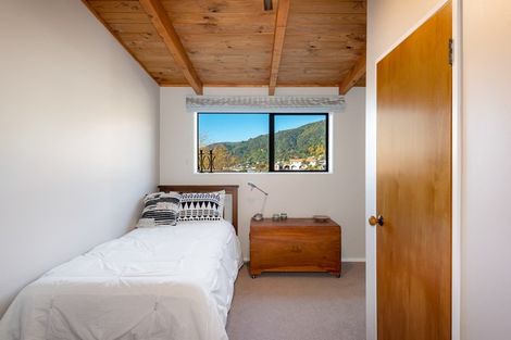 Photo of property in 7 Cornwall Street, Picton, 7220