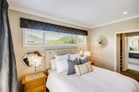 Photo of property in 14 Haast Place, Poraiti, Napier, 4112