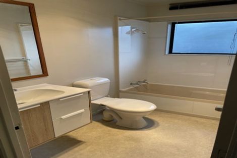 Photo of property in 9b Penton Road, Stanmore Bay, Whangaparaoa, 0932