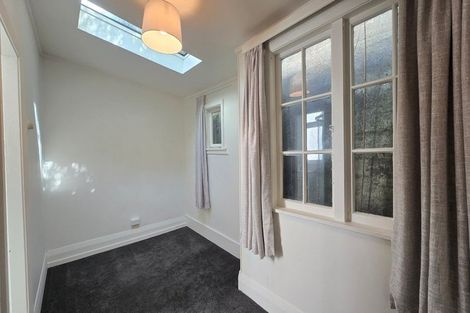 Photo of property in 31d Patanga Crescent, Thorndon, Wellington, 6011