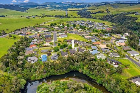 Photo of property in 26 Halyard Loop, Haruru, 0204