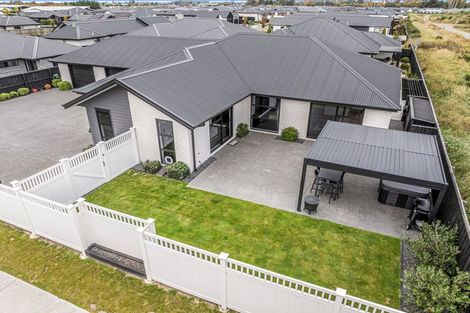 Photo of property in 147 Johns Road, Rangiora, 7400