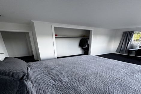 Photo of property in 2/5 Montgomery Street, Stokes Valley, Lower Hutt, 5019