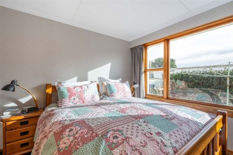 Photo of property in 1 Crombie Street, Gore, 9710