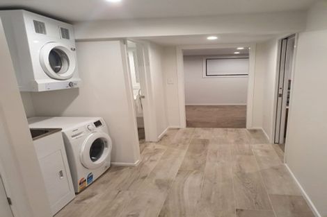 Photo of property in 190 Golf Road, Titirangi, Auckland, 0604