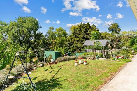 Photo of property in 37 Willow Lane, Maungaturoto, 0588