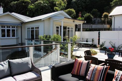 Photo of property in 90 Awa Road, Seatoun, Wellington, 6022