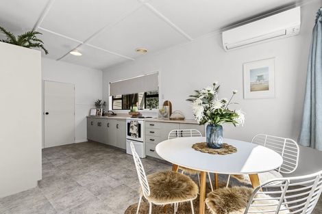 Photo of property in 29 Parris Street, Waitara, 4320