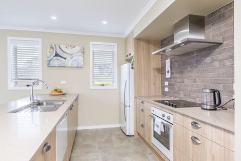 Photo of property in 41 Aurora Avenue, Snells Beach, 0920