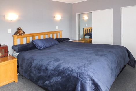 Photo of property in 18 Johnston Street, Foxton, 4814