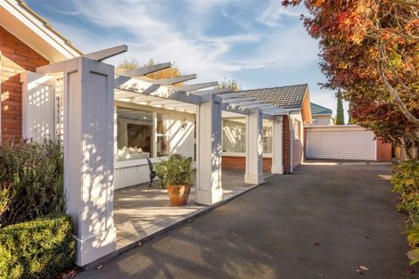 Photo of property in 25 Tuirau Place, Ilam, Christchurch, 8041