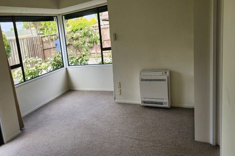 Photo of property in 2/29 Solway Avenue, Ilam, Christchurch, 8041