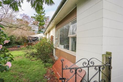 Photo of property in 11 Milnebank Street, Upper Riccarton, Christchurch, 8041