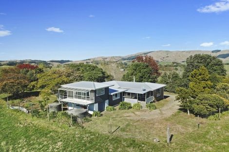 Photo of property in 35 Hauroto Bay Road, Raglan, 3295