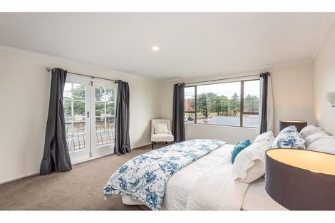 Photo of property in 405 Avonhead Road, Avonhead, Christchurch, 8042